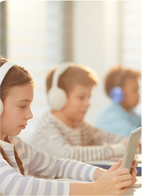 Guru berpengalaman & penyayang